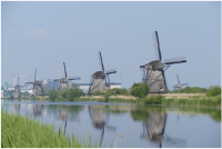 Windmills at Kinderdikes.png